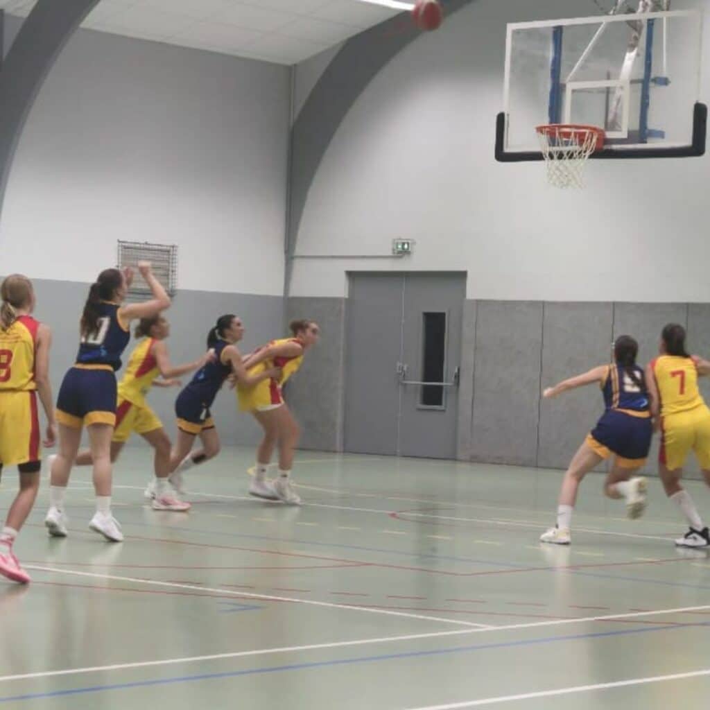 24-25_U18F_Olivia (10)
