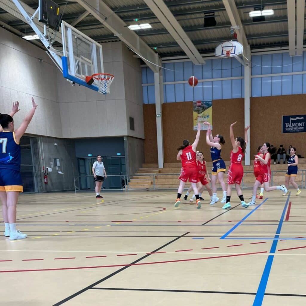 24-25_U18F_Olivia (20)